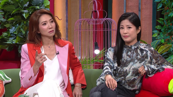 私家侦探惊爆富豪未婚妻一脚踏七船出轨！私底下断正表面清纯私下服务玩很大