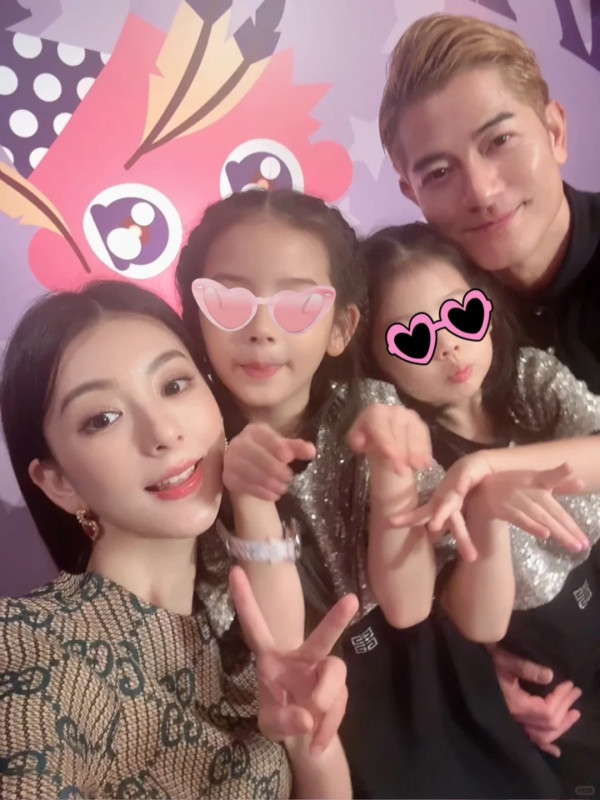 郭富城大女儿二女儿正面照意外曝光！零遮掩高颜值疯传！五官立体神似方媛