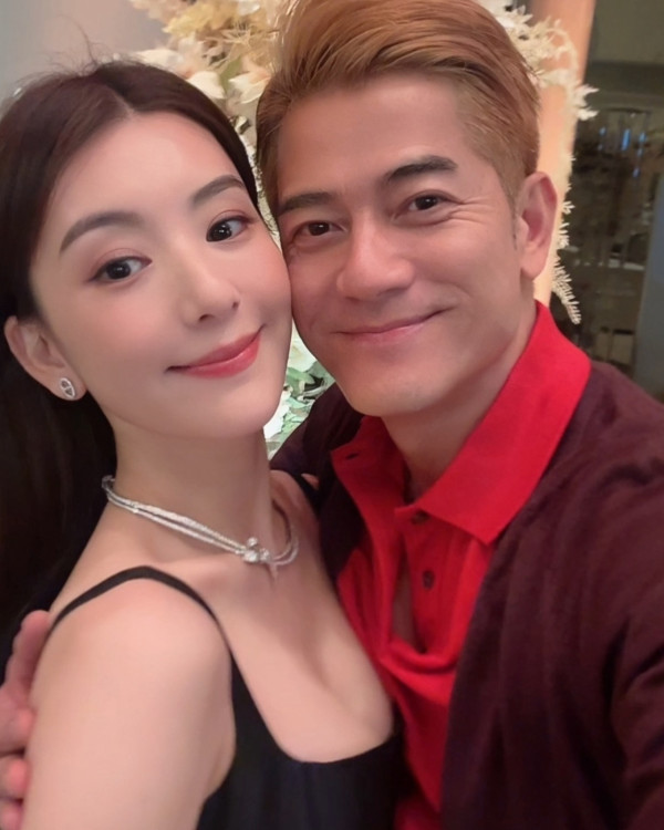 郭富城大女儿二女儿正面照意外曝光！零遮掩高颜值疯传！五官立体神似方媛