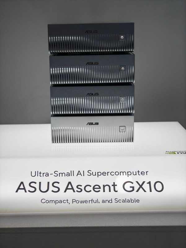 Computex 2026 | ASUS多路新品齊發 從 Mini PC 到 AI POD：商用 AI 全面進擊