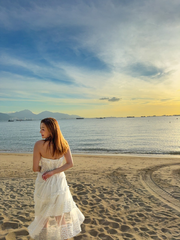 39歲朱智賢失戀兩年IG突晒婚紗照！自爆「好事近」疑似秘婚惹網民洗版恭喜