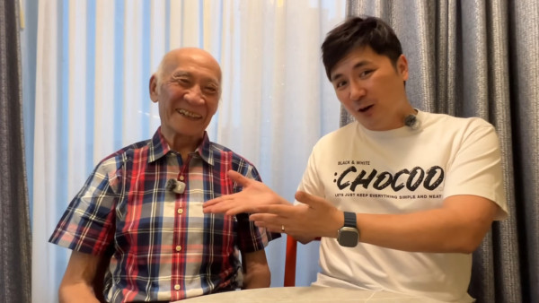 李泳漢神隱飛印度現身法會穿紅袈裟虔誠誦經 被脫離父子關係後傳今日低調回港