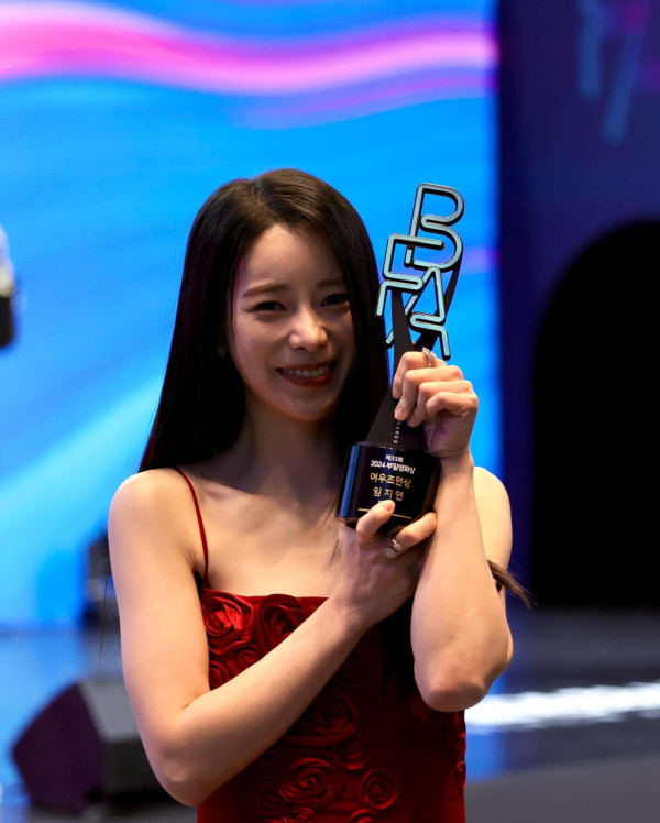 我的王室死对头︱林智妍恶女疯感演技大爆发！出道12年仍未封视后?!