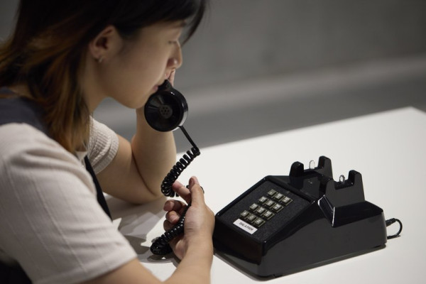 《致电一首诗》香港站展（来源：M+官网） 