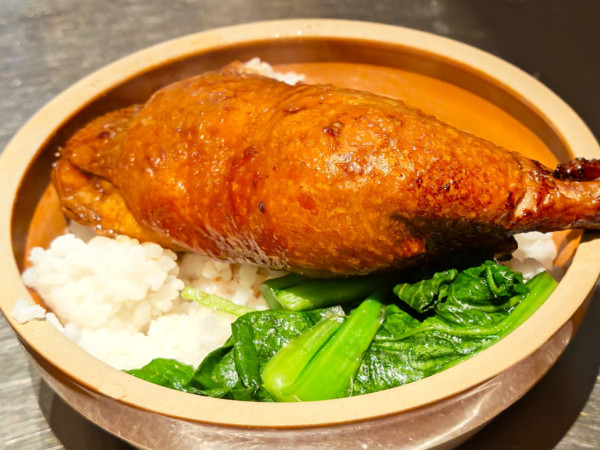 銀杏館時光倒流抗通脹價：$15大隻雞髀飯／$28惹味鮮蒸倉魚／$10經典大菠蘿油 小食低至$5！附長者優惠！