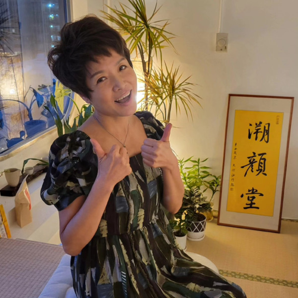 資深老戲骨驚爆被某女藝人掌摑至爆血管！恐怖傷勢曝光再點名澄清：關係非常良好