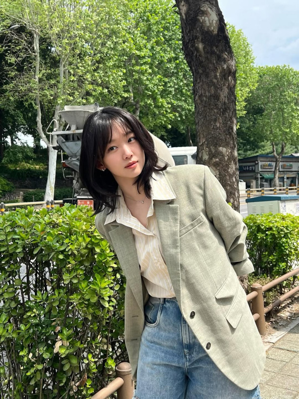 鐵拳教育|秦基周37歲凍齡女戰神9件事起底!反差萌女督察人氣急升