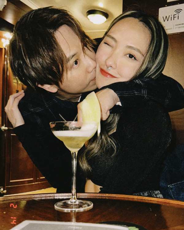 42歲男藝人IG無預警宣佈結婚！與圈外女友拍拖3年曬愛的紋身︰有你的未來