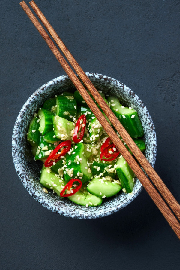 (圖片來源:unsplash) 日本大廚親測「生吃青瓜」2個月瘦24磅!拆解酵素消脂3大黃金法則