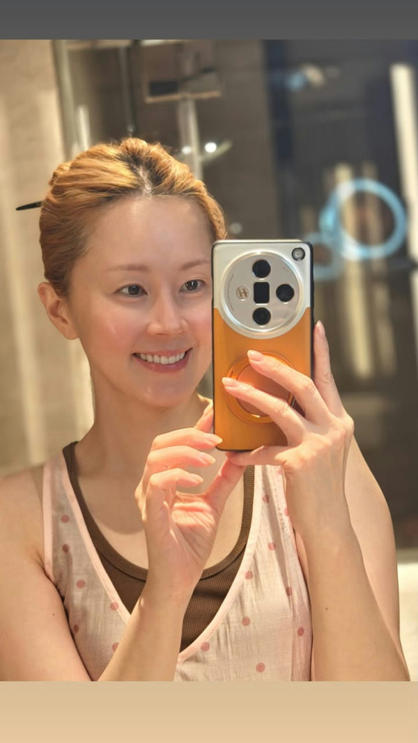 41歲傅穎公開全素顏真面目不可思議！網民大平反變臉疑雲：真係化妝威力