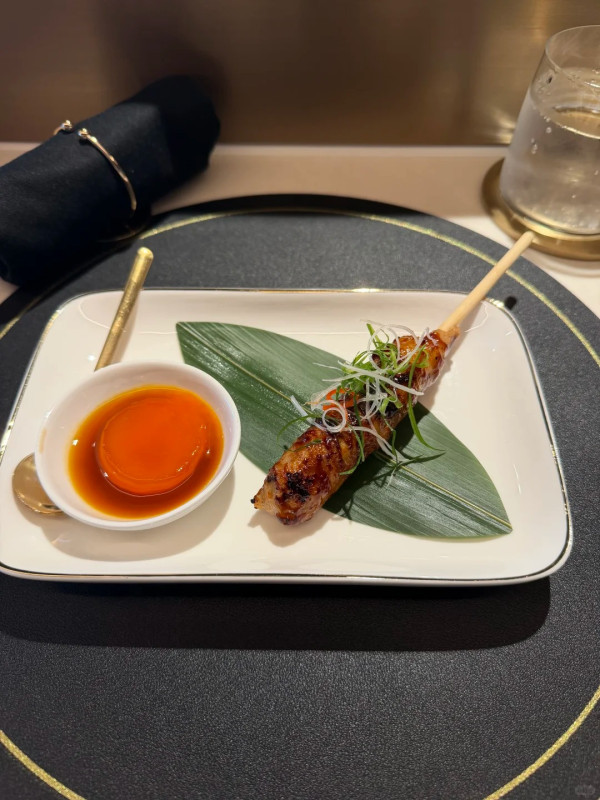 香港機場嘆免費Omakase!網民教一招$0食6道菜!慢煮牛小排/黑松露湯!附免費入場方法