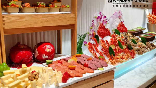 深圳奢華酒店旅行團5大推介！9起入住2晚五星酒店海景浴缸房、包環球海鮮自助晚餐 