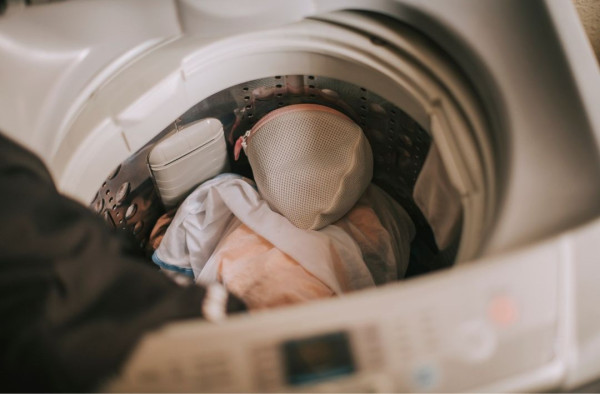 歐洲頂掀式/日式洗衣機清潔方法(圖片來源︰Canva)