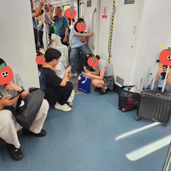 港人行完一區後發文體諒內地客「周圍踎」! 網民嘆:做香港人體能要好