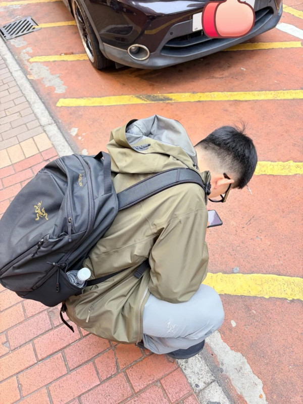 港人行完一區後發文體諒內地客「周圍踎」! 網民嘆:做香港人體能要好