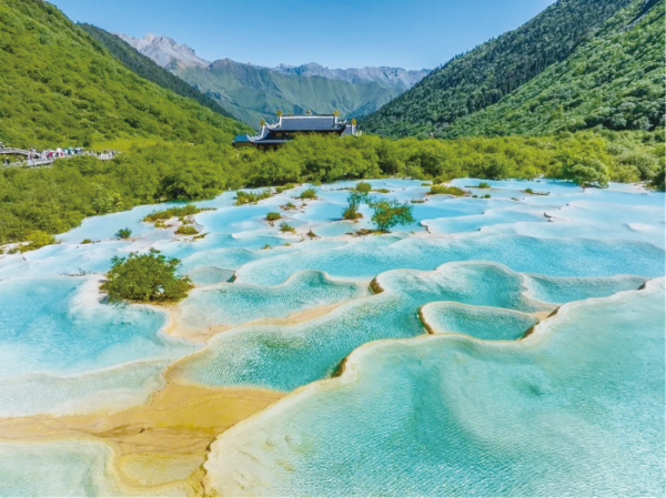 大航假期顛覆傳統旅行團想像 用高鐵專列明星飯局遊中國 