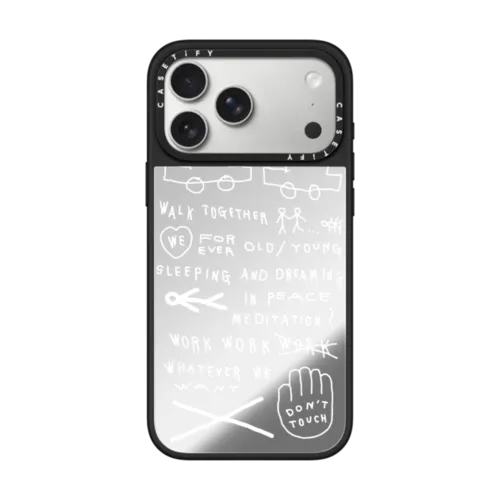 CASETiFY镜面手机壳(图片来源︰CASETiFY)
