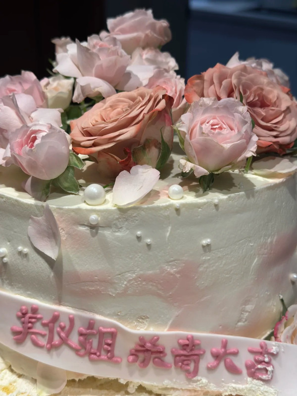 TVB視后冇工開焗住北上降呢拍短劇！放低身段大讚小鮮肉：期待給他照顧