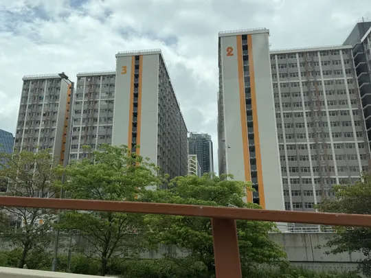 啟德簡約公屋外觀掀熱議！建築設計變返70年代風格？（圖片來源：連登討論區）