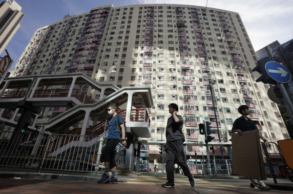 BB出世後唔夠住?港爸稱一家三口住180呎單位太逼。圖片來源:HKET圖庫