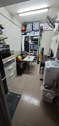 港媽分享蝸居生活 160呎住4口兼放到鋼琴（截圖：Facebook@公屋討論區）