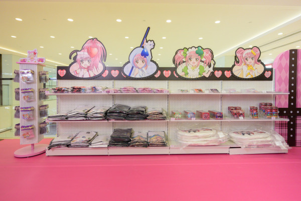 全港首个《守护甜心！》期间限定店6.13登陆海港城！4大打卡位/逾50款首发周边梦幻登场/复古抽卡机