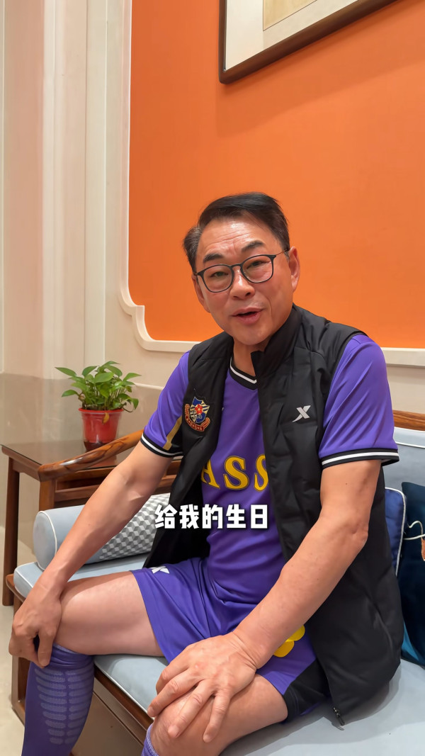 戴志伟激动反击林漪娸指控伸舌强吻 拒认“做多咗”：得两秒做到咩？