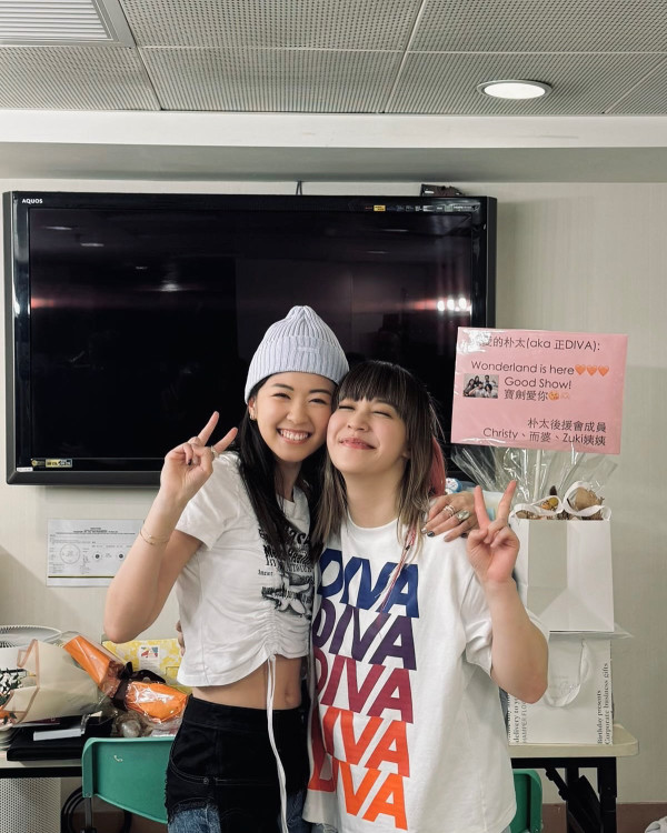 35歲女藝人驚傳突然受傷緊急送院！發生恐怖意外頭部爆缸：倒水式咁流出嚟