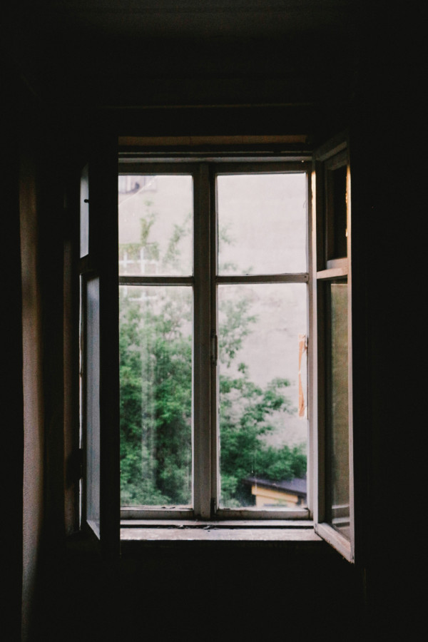 發霉黑點（來源：Unsplash）