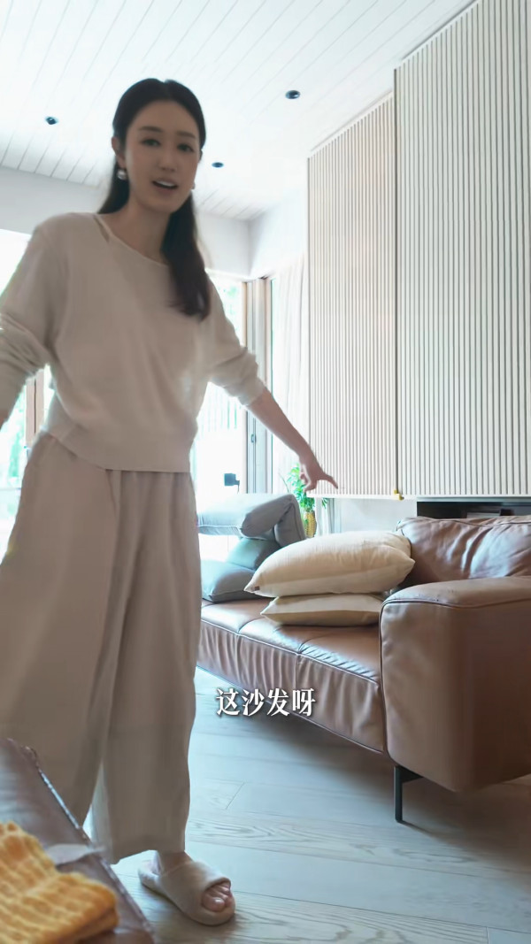 張寶兒清水灣6600萬豪宅奢華內貌曝光！巨廳氣派裝潢簡約 私人花園堪比遊樂場