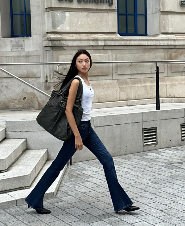 任達華21歲愛女任晴佳晒1米8完美身材！混血感顏值大眼高鼻超模氣場全開