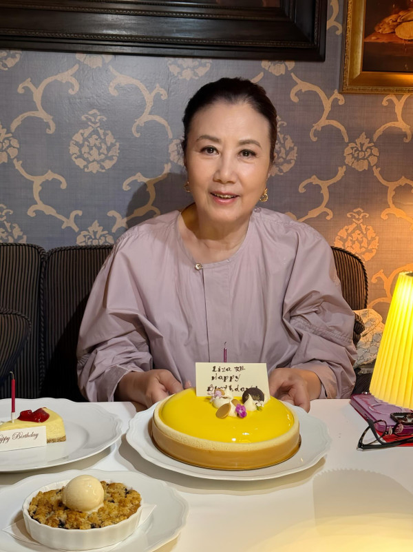 78歲汪明荃自揭身體亮紅燈急入醫院!曾戰勝癌魔親曝:「甲狀腺出了小問題」