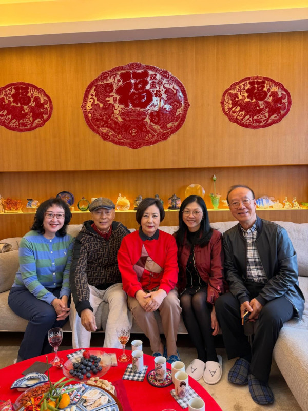 78歲汪明荃自揭身體亮紅燈急入醫院！曾戰勝癌魔親曝：「甲狀腺出了小問題」