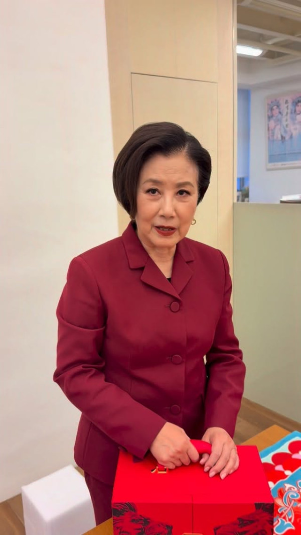 78歲汪明荃自揭身體亮紅燈急入醫院!曾戰勝癌魔親曝:「甲狀腺出了小問題」