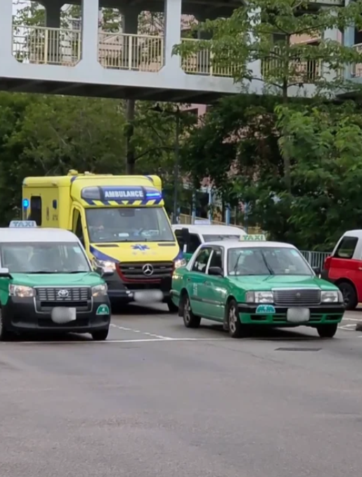 的士拒讓救護車遭轟冷血！內行反揭1大無奈苦衷 讓路隨時自招檢控？