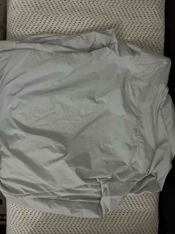 平過Uniqlo！迪卡儂$149防曬衣瘋搶 網民揭1缺點：風吹變太空人
