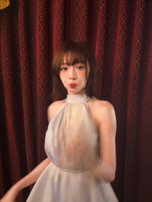 林明禎透視胸晒白滑長腿瀕臨走光！魔鬼身材再進化根本「胸以下全是腿」