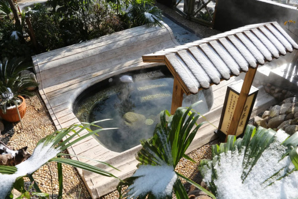 肇慶旅行團5個高質推介！9起歎海鮮自助餐、連住2晚靚景溫泉酒店 
