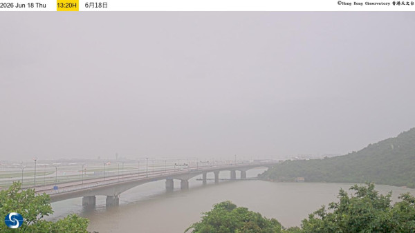黑雨警告｜屯天元一早暴雨「落到世界末日咁」質疑太遲掛黑雨？居民不滿：點解今朝唔掛