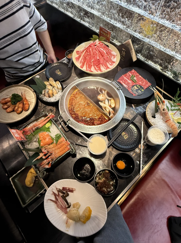 一緒壽喜燒自助(圖片來源:小紅書@🐷🐷侠) 父親節北上|深圳5大高性價比自助餐推介!低至0位壽喜燒、50層高空360度旋轉餐廳