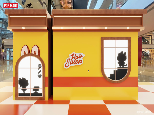 全港首間LABUBU復古理髮店主題展！打卡4米高ZIMOMO+美容師COWAWA！免費影LABUBU相框即影即有