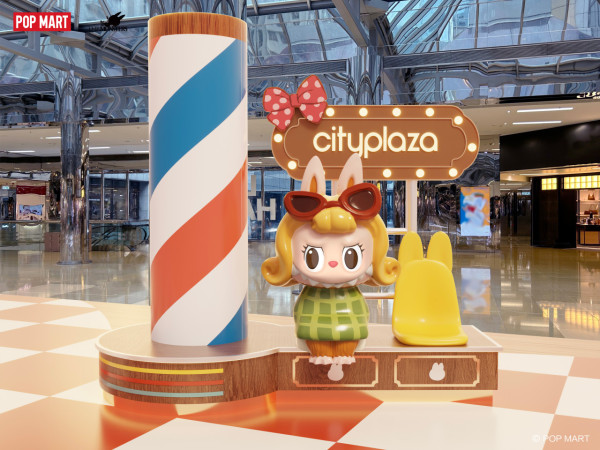 全港首間LABUBU復古理髮店主題展！打卡4米高ZIMOMO+美容師COWAWA！免費影LABUBU相框即影即有