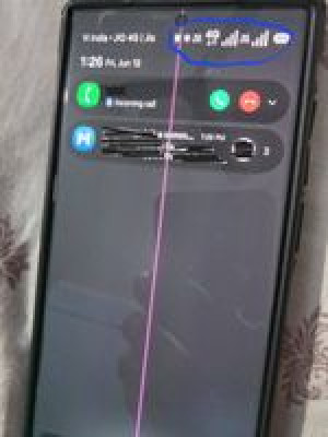 升級 One UI 8.5 後熒幕現綠線粉紅線　Samsung Galaxy S23 用家中招　官方暫未回應