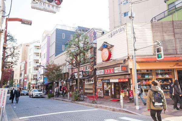 麻布十番(圖片來源:ノムコム) 東京深度遊|在地人私藏冷門景點7大精選推介!復古老街、清澄白河街區感受慢活日常