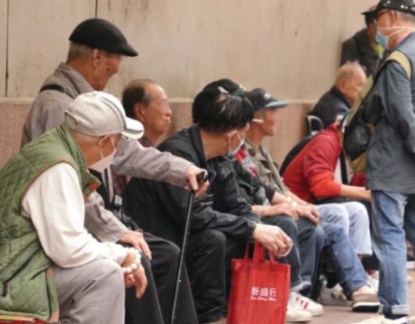 港府廢除貧窮線！局長爆6成無收入長者係隱形富豪 揭3大扶貧措施