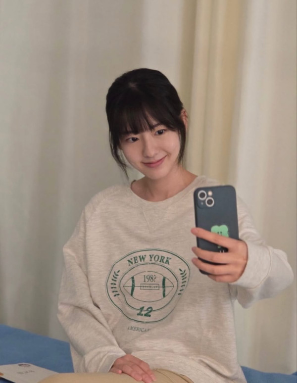 鐵拳教育｜女老師演員宋詩安崩潰喊戲圈粉無數！網友大讚甜美外型封國民初戀