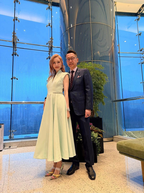 李嘉欣生日豪晒限量Hermès稀有款手袋！老公許晉亨頭貼頭慶生恩愛滿瀉