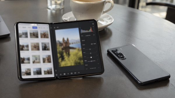Samsung Z Fold 8 前瞻｜6年來首加電池、無折痕面板、Ultra命名對撼iPhone　7大升級重點一覽