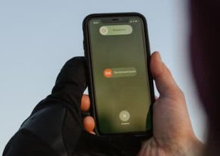 手機越貴Call車越貴？實測iPhone北上硬食貴價 內媒揭大數據劏客黑幕