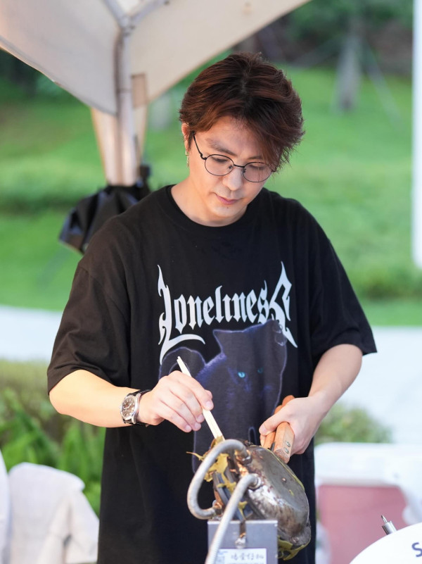 《愛回家》張景淳threads公開讚姜濤唱功！3個字竟引爆罵戰 霸氣反擊：留言無乜腦